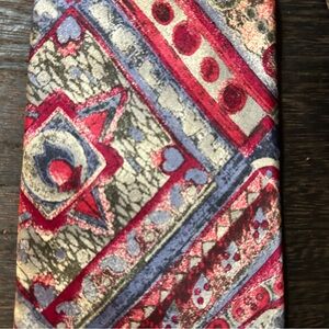 Vintage Van Heusen Classic Collection 100% Silk Tie Geometric Print